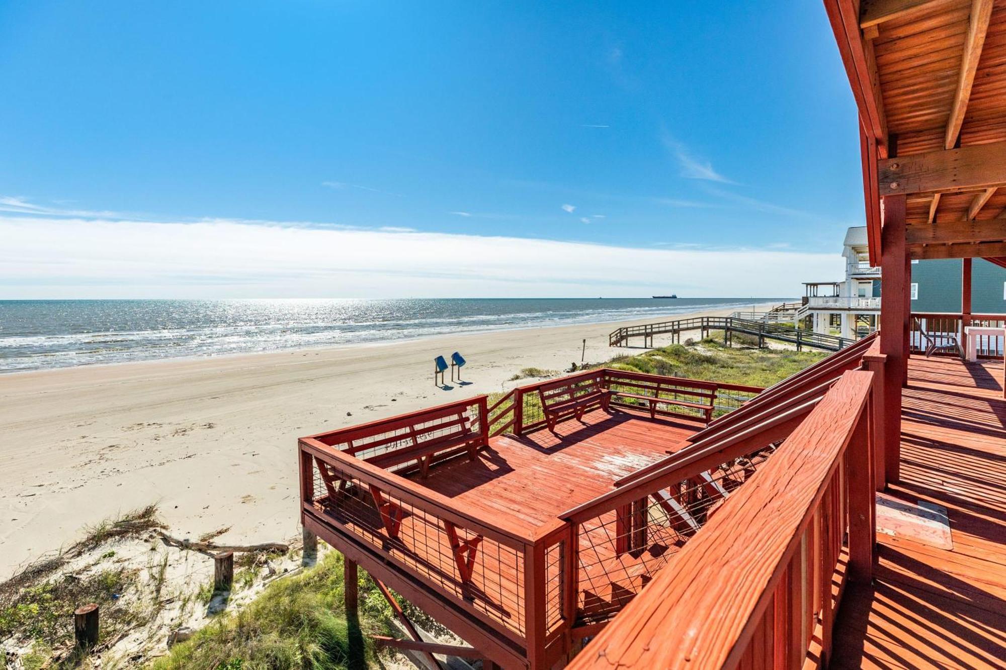 Unobstructed Oceanfront Sea Turtle Unit 2 Beach Pad! Surfside Beach Buitenkant foto